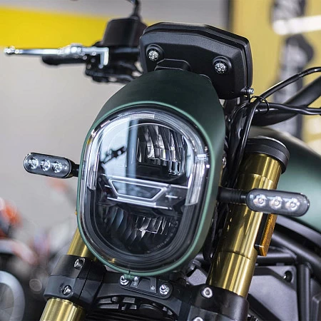Мотоцикл Benelli Leoncino 800 (зеленый/черный)